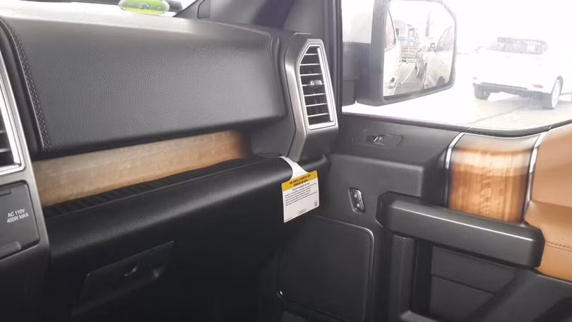 Xe bán tải hạng sang Ford F-150 Limited 2016 giá 1,4 tỷ đồng ảnh 10