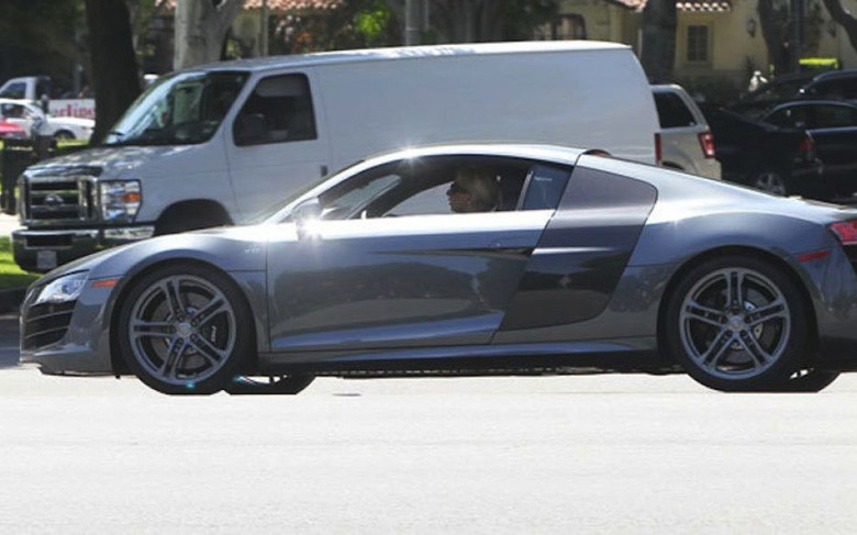 Nữ ca sĩ nổi lọa Lady Gaga ưa chuộng dòng xe Audi R8 GT của Đức, trị giá 162.000 USD