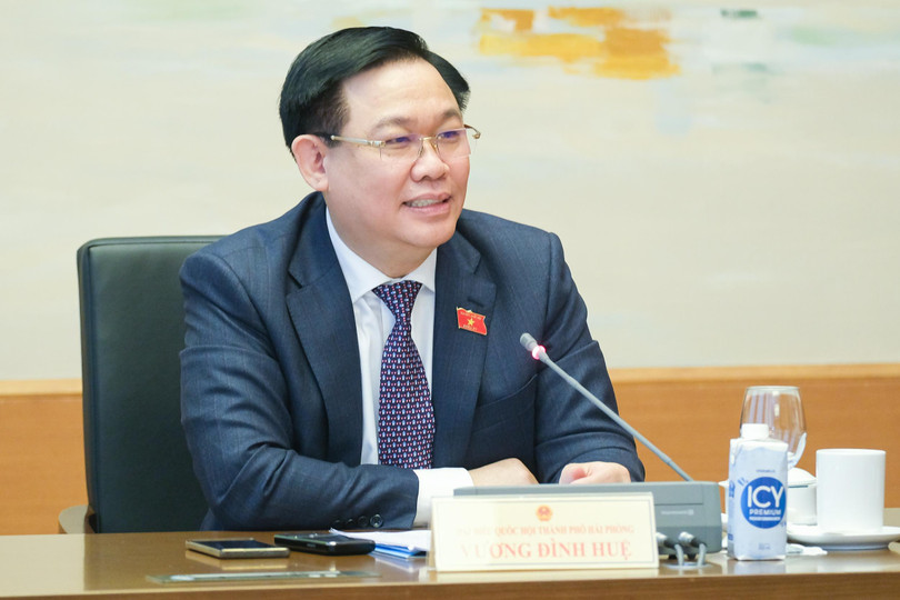 Chủ tịch Quốc hội Vương Đình Huệ tại phiên thảo luận Tổ (ngày 6/6).