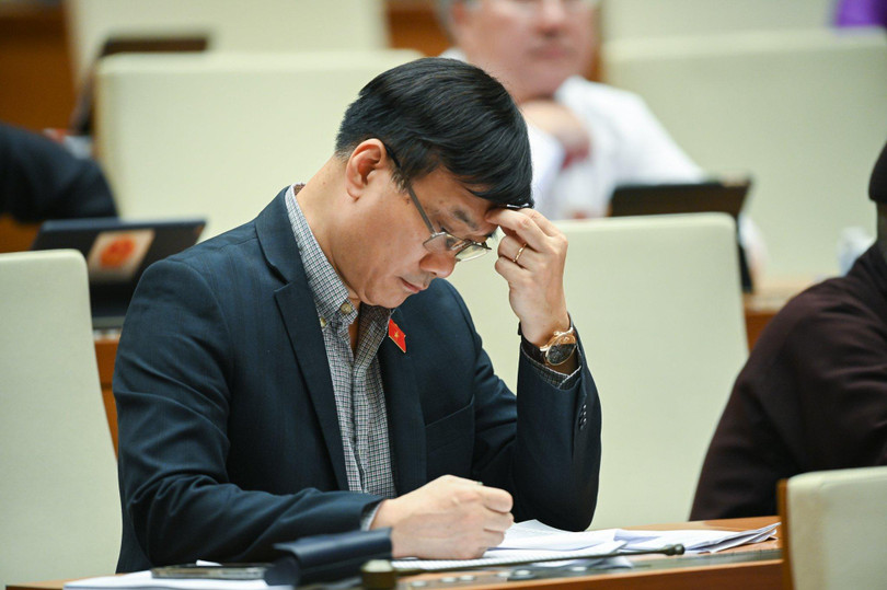 Trong phiên thảo luận sáng nay, đã có 15 ý kiến phát biểu, góp ý cho Luật Giao dịch điện tử sửa đổi.