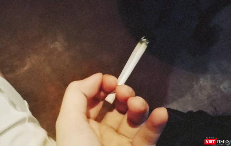 Thuốc lá là mối nguy hại cho sức khỏe cộng đồng (Ảnh minh họa)