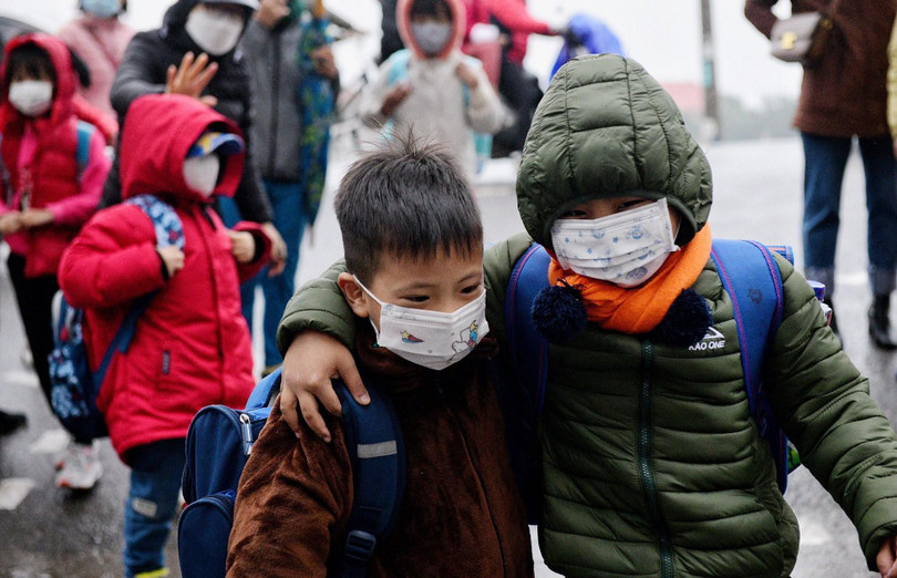 Nhiều địa phương đã cho học sinh học trực tuyến để đảm bảo an toàn.