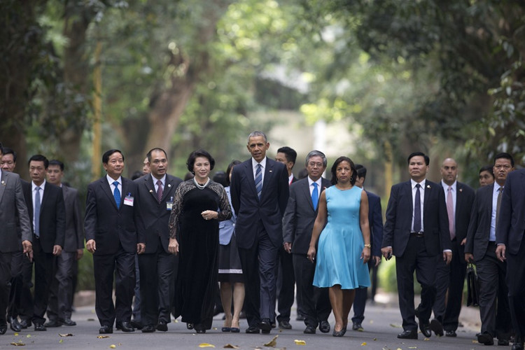 Tổng thống Mỹ đẹp ấn tượng qua góc máy phóng viên quốc tế ảnh 10