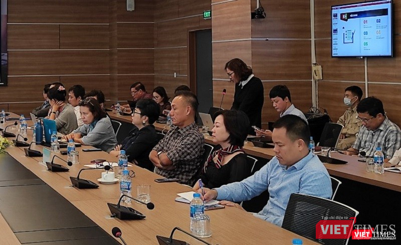 Buổi toạ đàm thu hút sự quan tâm của đông đảo các nhà sản xuất nội dung. Buổi toạ đàm thu hút sự quan tâm của đông đảo các nhà sản xuất nội dung.