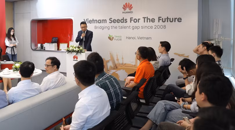 Toàn cảnh buổi khai mạc chương trình đào tại Hạt giống Viễn thông tương lai 2020.