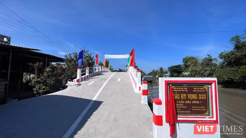 vt_Cầu Hy Vọng 333 mới được khánh thành và đưa vào sử dụng trong dịp này.jpg