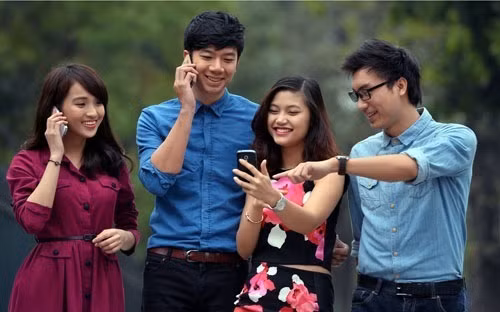 Ngoài ra, Vietnamobile cũng cam kết sẽ phủ sóng 3G toàn quốc trong thời gian tới sau khi vừa rót tới gần nửa tỉ USD đầu tư vào cơ sở hạ tầng viễn thông tại Việt Nam.