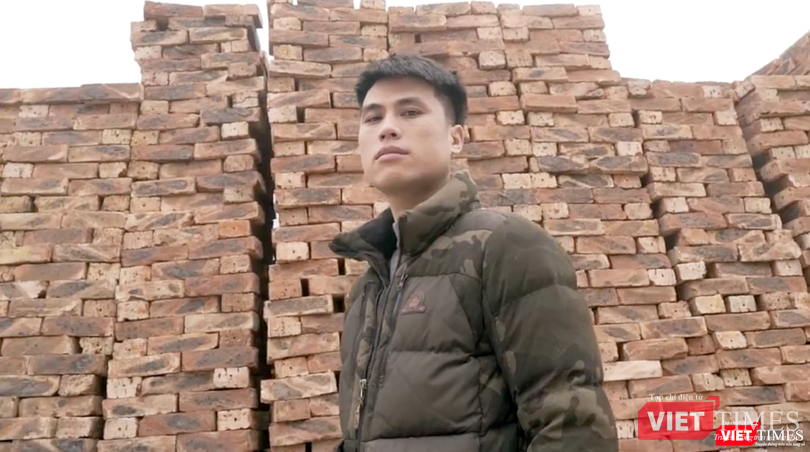 Việc trở thành một streamer không nằm trong kế hoạch của Bắc nếu như anh không gặp tai nạn bất ngờ khiến tay phải mất đi khả năng hoạt động. Việc trở thành một streamer không nằm trong kế hoạch của Bắc nếu như anh không gặp tai nạn bất ngờ khiến tay phải mất đi khả năng hoạt động.