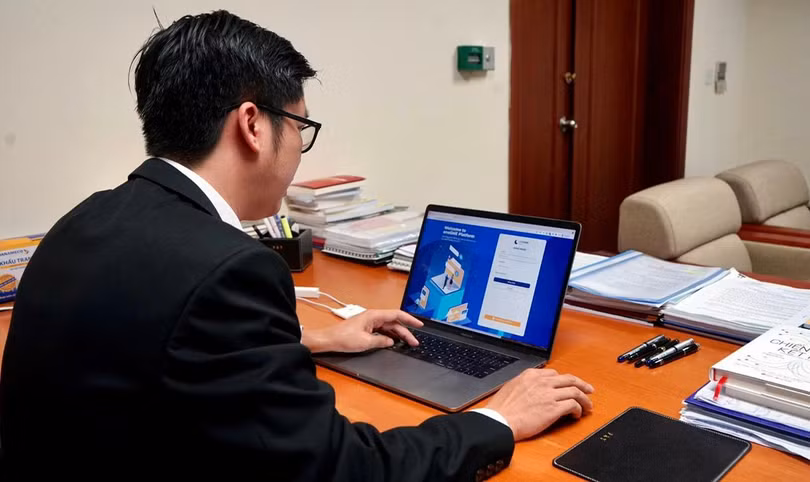 Doanh nghiệp trải nghiệm nền tảng chuyển đổi số oneSME của VNPT