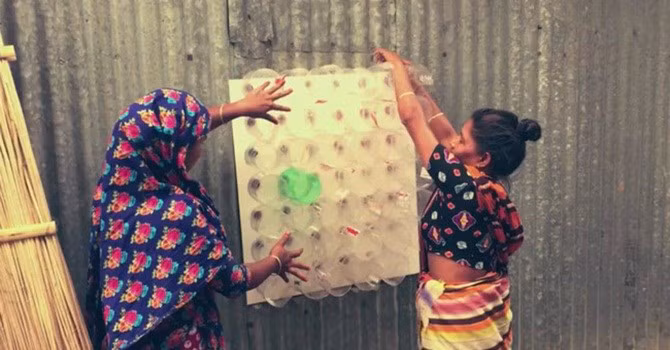 Video: "Điều hòa" tự chế từ vỏ chai nhựa và bìa các-tông