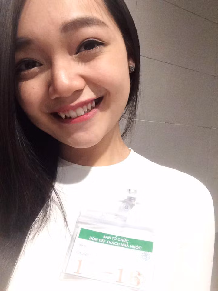 Nữ sinh Hà Nội khen "tay Barack Obama ấm lắm” ảnh 5 Nữ sinh Hà Nội khen "tay Barack Obama ấm lắm” ảnh 5