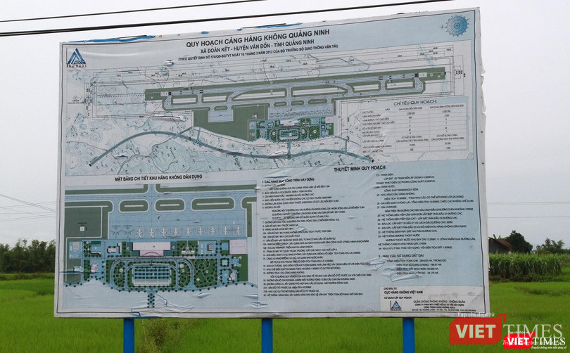 Từ khi mới nhậm chức Bí thư Tỉnh uỷ Quảng Ninh, ông Phạm Minh Chính đã có chủ trương xây dựng sân bay Vân Đồn để giúp địa phương phát triển kinh tế. Từ khi mới nhậm chức Bí thư Tỉnh uỷ Quảng Ninh, ông Phạm Minh Chính đã có chủ trương xây dựng sân bay Vân Đồn để giúp địa phương phát triển kinh tế.