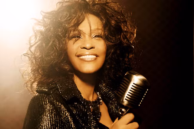 Video: Whitney Houston căng tràn sức sống trên sân khấu nhờ công nghệ 4D