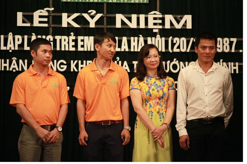 Cô Nguyễn Thanh Nga tại lễ kỉ niệm Làng trẻ em Birla Hà Nội Cô Nguyễn Thanh Nga tại lễ kỉ niệm Làng trẻ em Birla Hà Nội