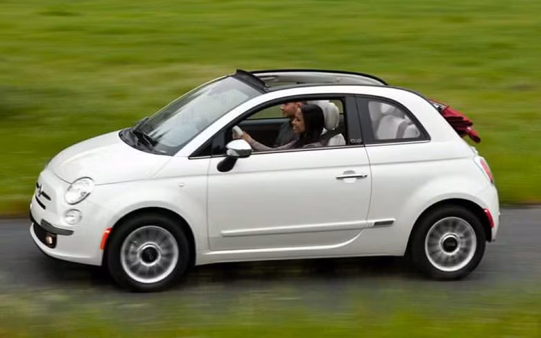 10 mẫu xe mui trần hấp dẫn nhất hiện nay ảnh 2