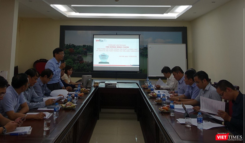 Phiên họp lần thứ nhất của Hội đồng bình chọn “Sản phẩm an toàn thông tin chất lượng cao” và “Dịch vụ an toàn thông tin tiêu biểu” năm 2018 đã được tổ chức tại Hà Nội.