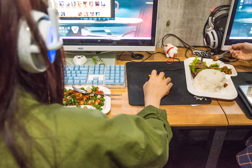 Tiết lộ cuộc sống của các game thủ nữ chuyên nghiệp ảnh 1