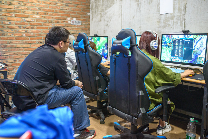 Tiết lộ cuộc sống của các game thủ nữ chuyên nghiệp ảnh 2 Tiết lộ cuộc sống của các game thủ nữ chuyên nghiệp ảnh 2