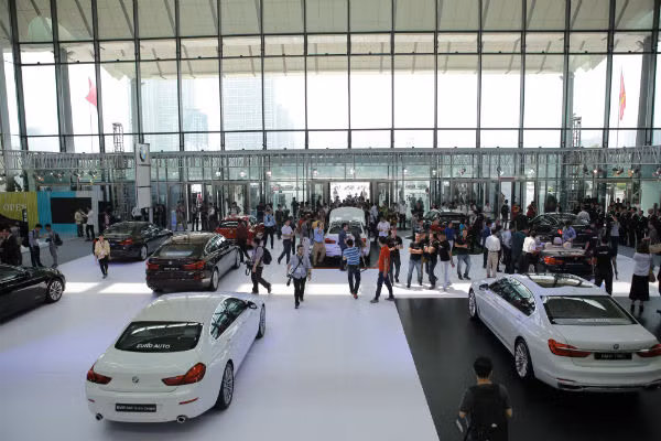 Triển lãm BMW World Vietnam 2016