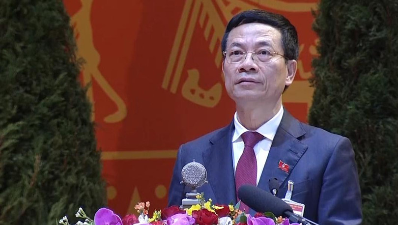 Tham luận tại Đại hội Đảng XIII, Bộ trưởng Nguyễn Mạnh Hùng khẳng định: "Chuyển đổi số và 'Make in Viet Nam' sẽ là con đường đúng đắn và bền vững nhất để nâng tầm và đưa sản phẩm Make in Viet Nam tiếp cận với các thị trường ngoài nước".