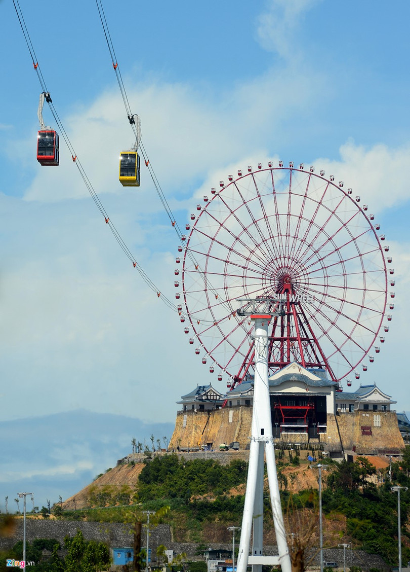 Cap treo 'xe bus hai tang' lo lung tren vinh Ha Long hinh anh 13