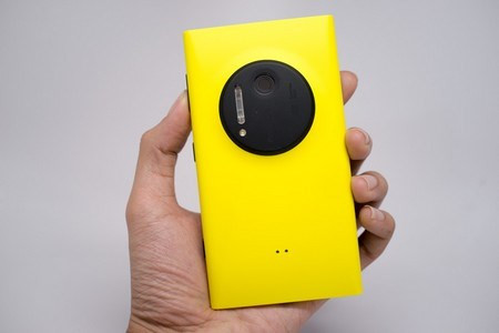 5 “siêu phẩm” smartphone một thời giờ rớt giá “thảm hại” ảnh 5