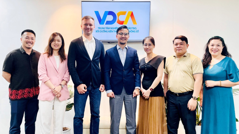 Đại diện Trung tâm đào tạo CRC, VDCA cùng đại diện 1C Việt Nam.