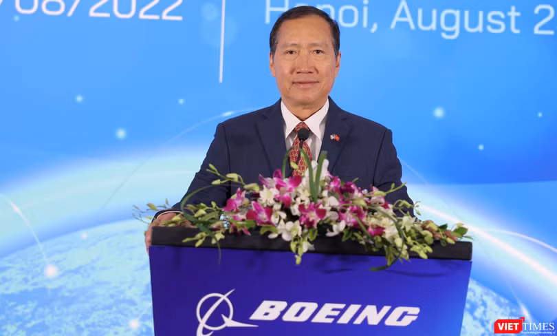 Giám đốc Boeing Vietnam Michael Nguyen chia sẻ cơ hội hợp tác ngành công nghiệp hàng không vũ trụ tại Diễn đàn Công nghiệp hàng không.