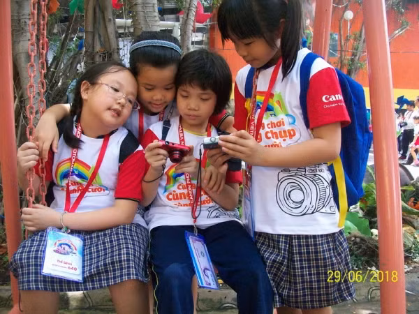 10 bức ảnh xuất thần của các “tay máy nhí” trong cuộc đua sáng tác nhanh ảnh 7