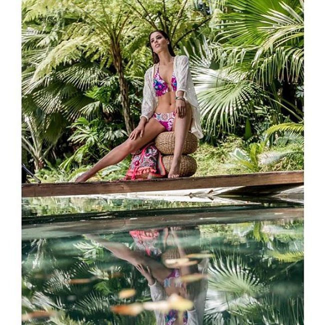 Ngắm 'Mỹ nhân đương đại gợi cảm nhất 2015' ảnh 14