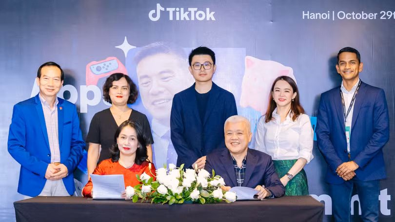 TikTok và Trung tâm Chuyển đổi số trực thuộc Bộ Văn hóa, Thể thao và Du lịch Việt Nam ký kết Biên bản ghi nhớ về hỗ trợ doanh nghiệp, thúc đẩy giao lưu văn hóa.