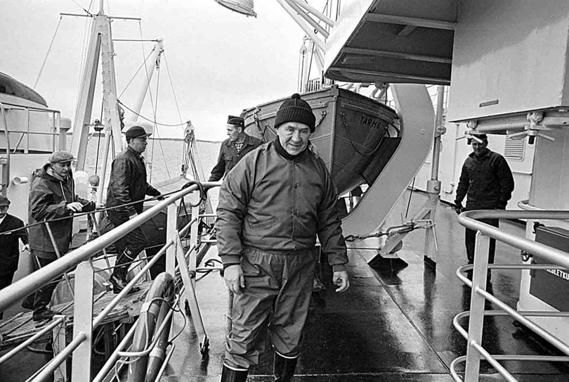 Alecxei Cosưgin trên tàu đánh cá Phần Lan Alecxei Cosưgin trên tàu đánh cá Phần Lan