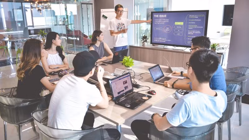  54% người sử dụng không gian làm việc chung (co-working space) là sáng lập hoặc nhân viên của các công ty khởi nghiệp và gần 14% là người làm việc tự do hoặc tự kinh doanh. Ảnh minh hoạ: Internet