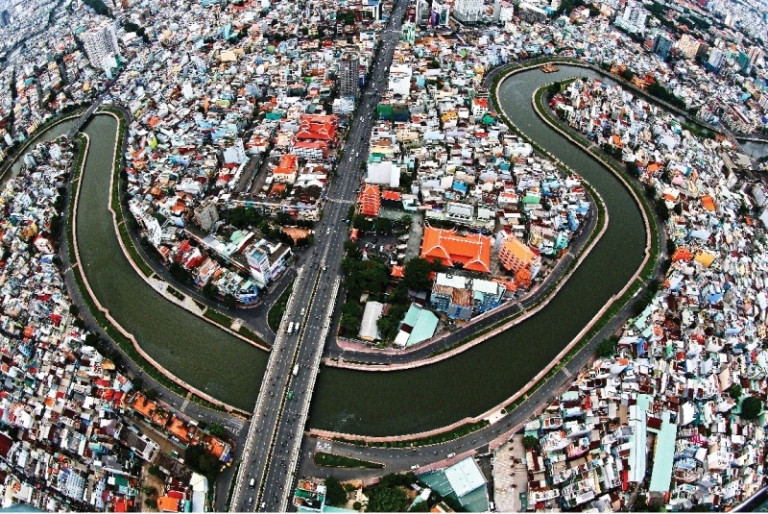 Chùa Vĩnh Nghiêm - Cầu Nguyễn Văn Trỗi.