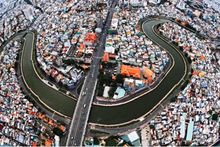 Chùa Vĩnh Nghiêm - Cầu Nguyễn Văn Trỗi.