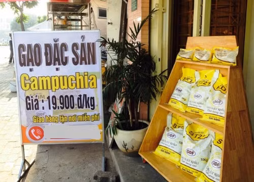 Đặc sản Tết Campuchia: Đắt hàng từ bánh bò tới cá khô ảnh 1