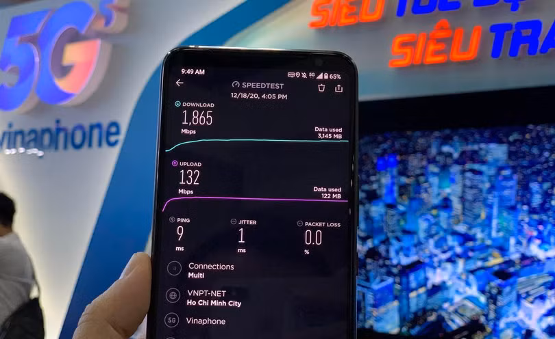 Tốc độ VinaPhone 5G đạt 1865Mbps.