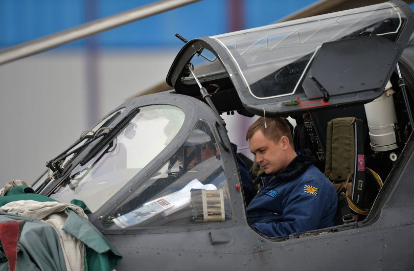 Video: Quân đội Nga rầm rập diễn tập diễu binh ảnh 7