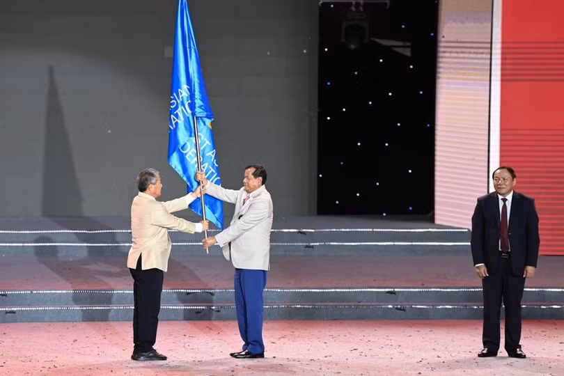 Chuyển giao cờ Đông Nam Á cho Campuchia