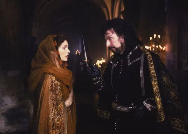 Cũng năm 1991, Alan gây ấn tượng mạnh với vai phản diện Quận trưởng Nottingham trong phim "Robin Hood: Prince of Thieves" (Kevin Costner đóng vai Robin Hood). Ông đoạt giải Bafta duy nhất trong sự nghiệp nhờ vai diễn này.