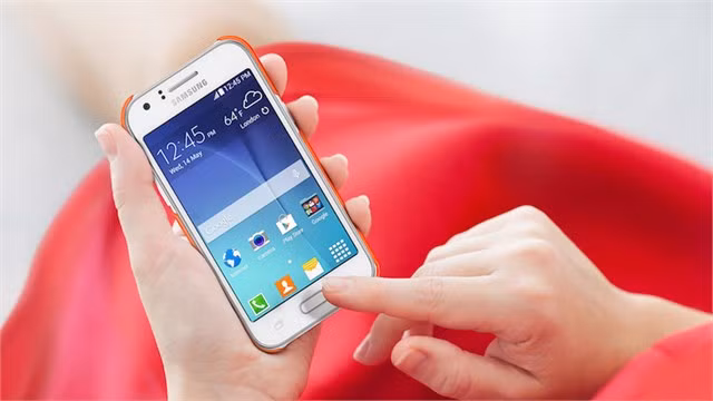 Samsung ra mắt smartphone giá rẻ Galaxy J1 2016