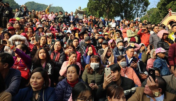 Bộ VHTTDL yêu cầu các địa phương tuyên truyền để người dân đeo khẩu trang khi tham gia lễ hội, tham quan di tích. Ảnh: Bộ VHTTDL