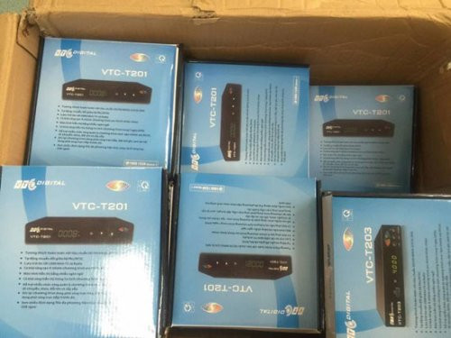 Hà Nội: Thu giữ lô hàng đầu thu truyền hình làm giả nhãn hiệu VTC ảnh 1