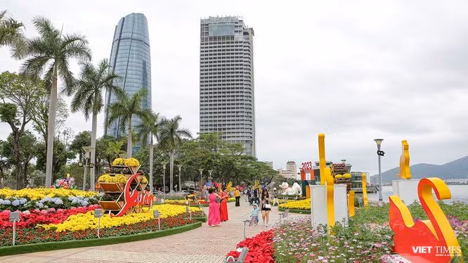 Đà Nẵng lọt top các điểm đến yêu thích mùa Lễ Valentine 2023.