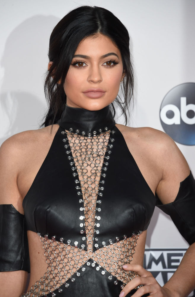 Người mẫu ảnh Kylie Jenner - 