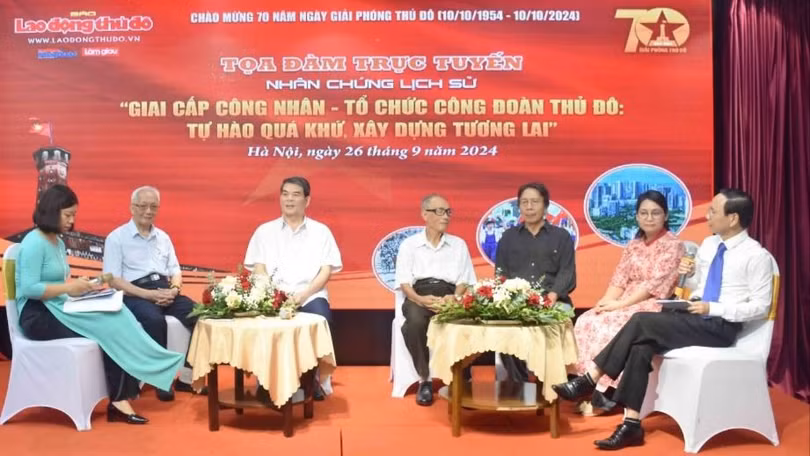 Ông Nguyễn Tiến Dĩnh (thứ ba trái sang) cho rằng tổ chức công đoàn, lực lượng công nhân lao động đã có đóng góp quan trọng cho sự phát triển của Hà Nội..