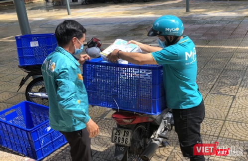 Viettel Post cho biết sẽ tận dụng mọi nguồn lực hiện có để phát đủ SGK đến tận tay các em học sinh trước ngày tựu trường.