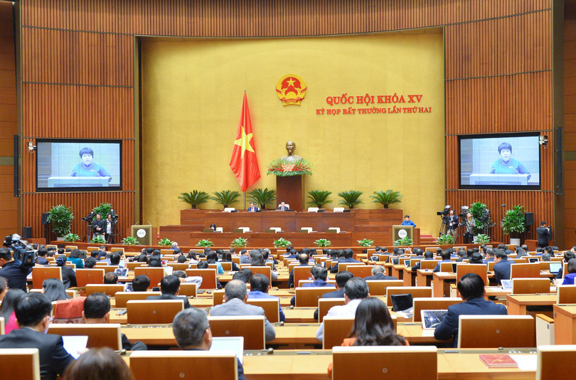 Chủ nhiệm Ủy ban Xã hội của Quốc hội Nguyễn Thúy Anh trình bày Báo cáo giải trình, tiếp thu, chỉnh lý dự thảo Nghị quyết. Chủ nhiệm Ủy ban Xã hội của Quốc hội Nguyễn Thúy Anh trình bày Báo cáo giải trình, tiếp thu, chỉnh lý dự thảo Nghị quyết.