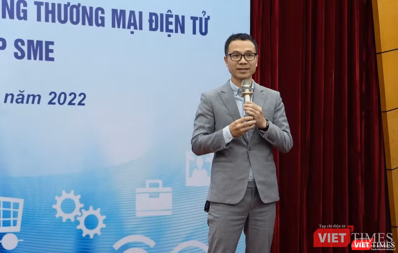 Ông Ngô Sỹ Trung cũng chỉ ra hạn chế của doanh nghiệp SME về quản lý, nguồn nhân lực khi phải đổi mới công nghệ để tự động hóa, số hóa quá trình sản xuất kinh doanh. Ông Ngô Sỹ Trung cũng chỉ ra hạn chế của doanh nghiệp SME về quản lý, nguồn nhân lực khi phải đổi mới công nghệ để tự động hóa, số hóa quá trình sản xuất kinh doanh.