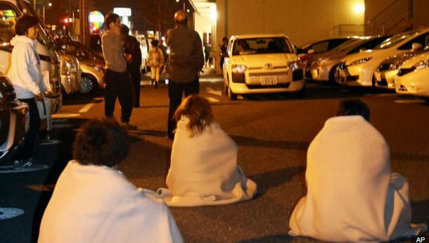 Nhật Bản: Đổ nát hoang tàn sau trận động đất ảnh 5